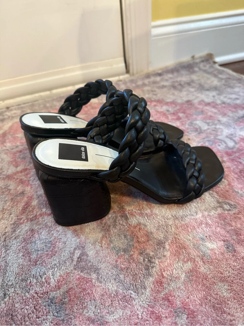 Dolce Vita Black Nancie Woven block Heel Sandal size 8.5